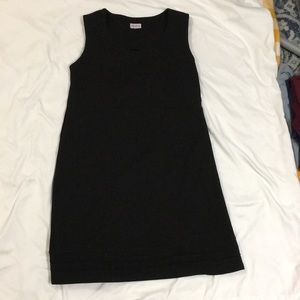 Maternity dress with flattering seaming